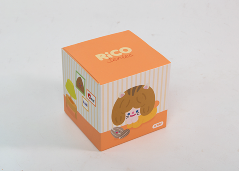 凯发k8一触即发×RICO潮玩手办礼盒